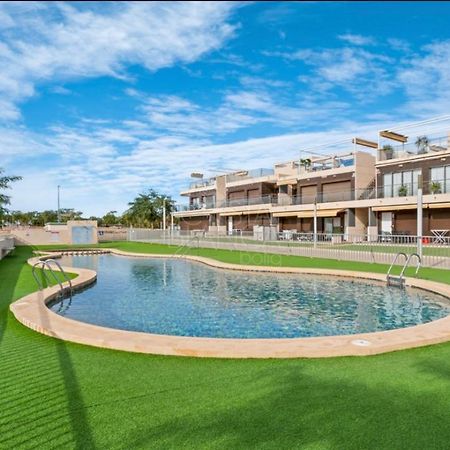 New Luxury Seaview Roof Apartments Пилар де ла Горадада Экстерьер фото