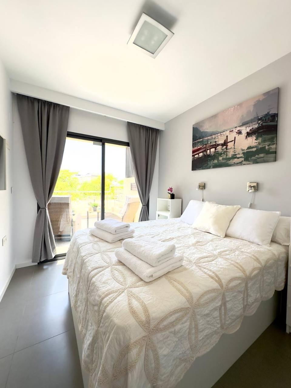 New Luxury Seaview Roof Apartments Пилар де ла Горадада Экстерьер фото